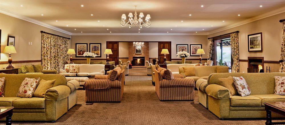 Champagne Sports Resort Drakensberg エクステリア 写真