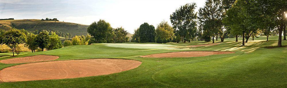 Champagne Sports Resort Drakensberg エクステリア 写真