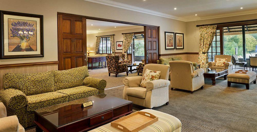 Champagne Sports Resort Drakensberg エクステリア 写真