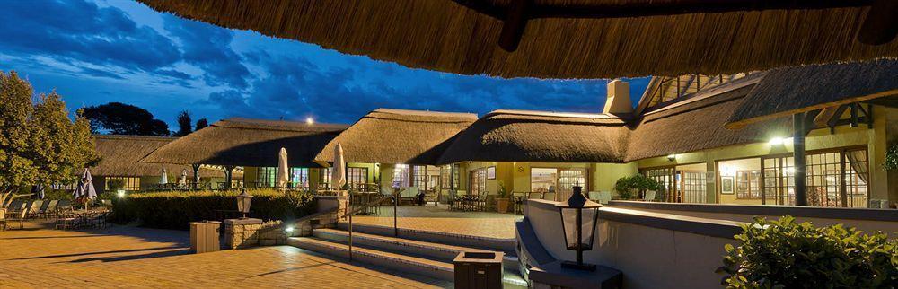 Champagne Sports Resort Drakensberg エクステリア 写真