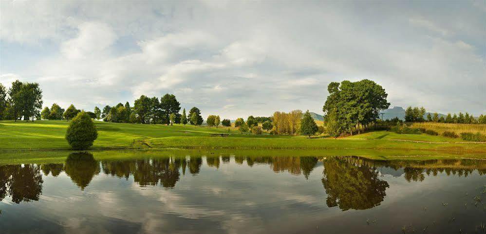 Champagne Sports Resort Drakensberg エクステリア 写真